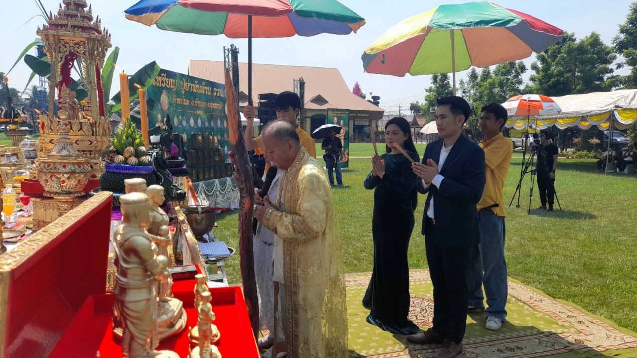 พ่อปู่ศรีสุทโธ-แม่ย่าศรีปทุมมา